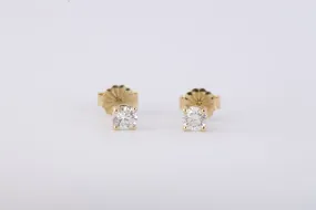 14k Yellow Gold 0.50tcw Diamond Stud Earrings (0.76g.)