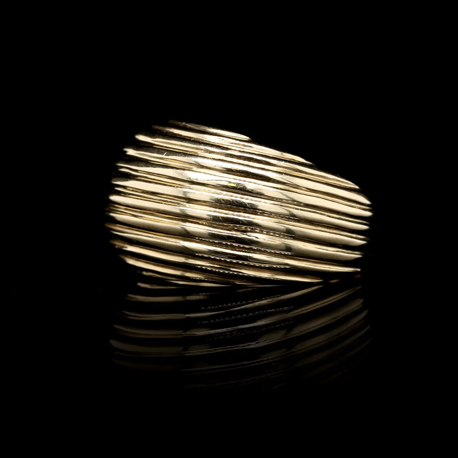 14K Yellow Gold Estate Ribbed Dome Ring