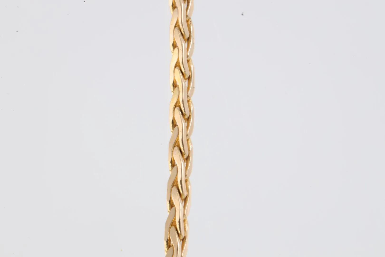 18" 14k Yellow Gold Diamond Cut Wheat Chain (15.03g.)