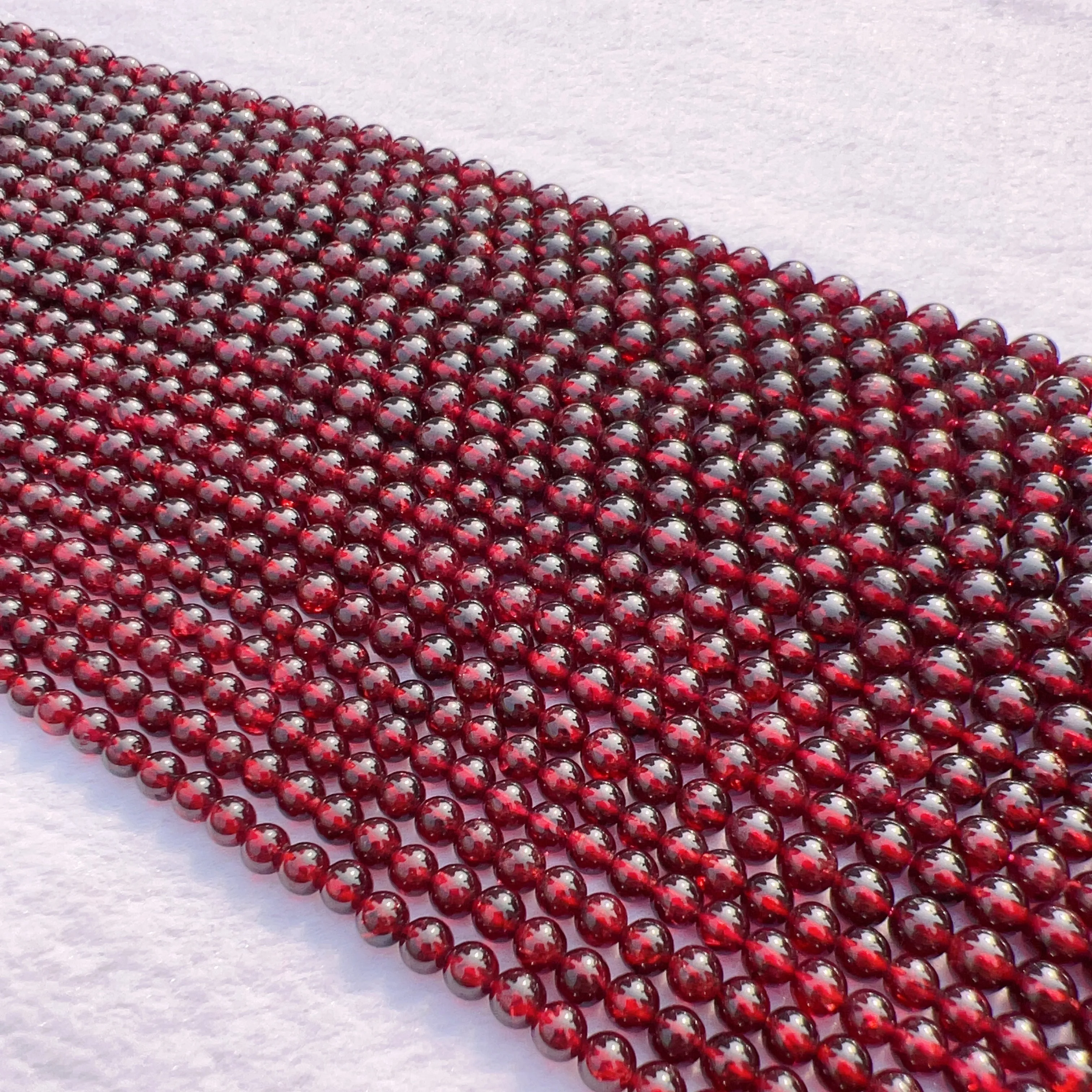 4 - 4.5mm Natural Almandine Red Garnet Round Bead Strands for DIY Jewelry Project