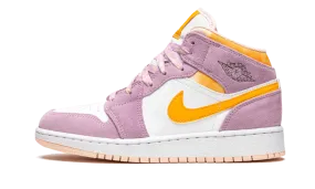 Air Jordan 1 Mid Arctic Pink