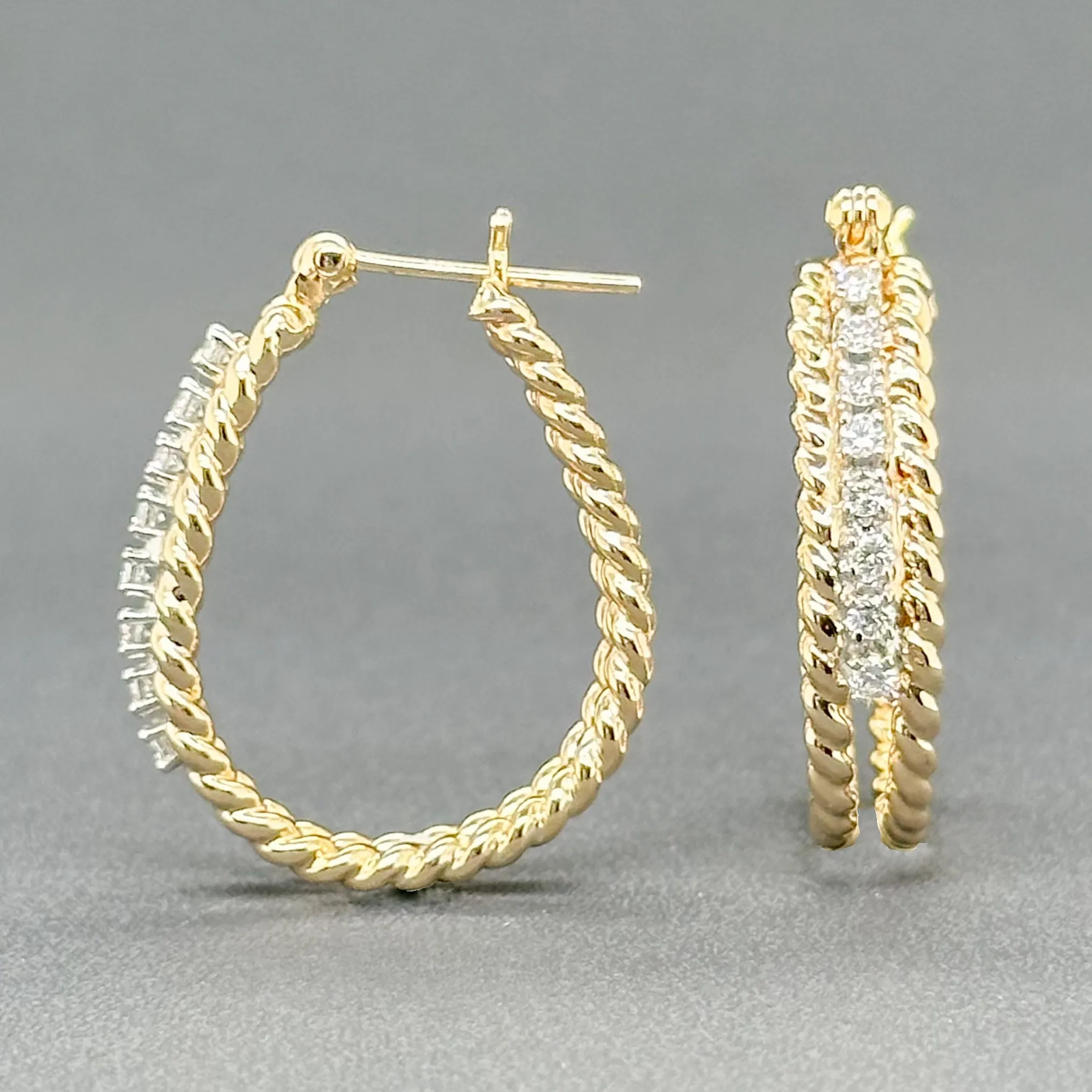 Estate 14K TT Gold 0.24ctw H/SI1 Diamond Hoop Earrings