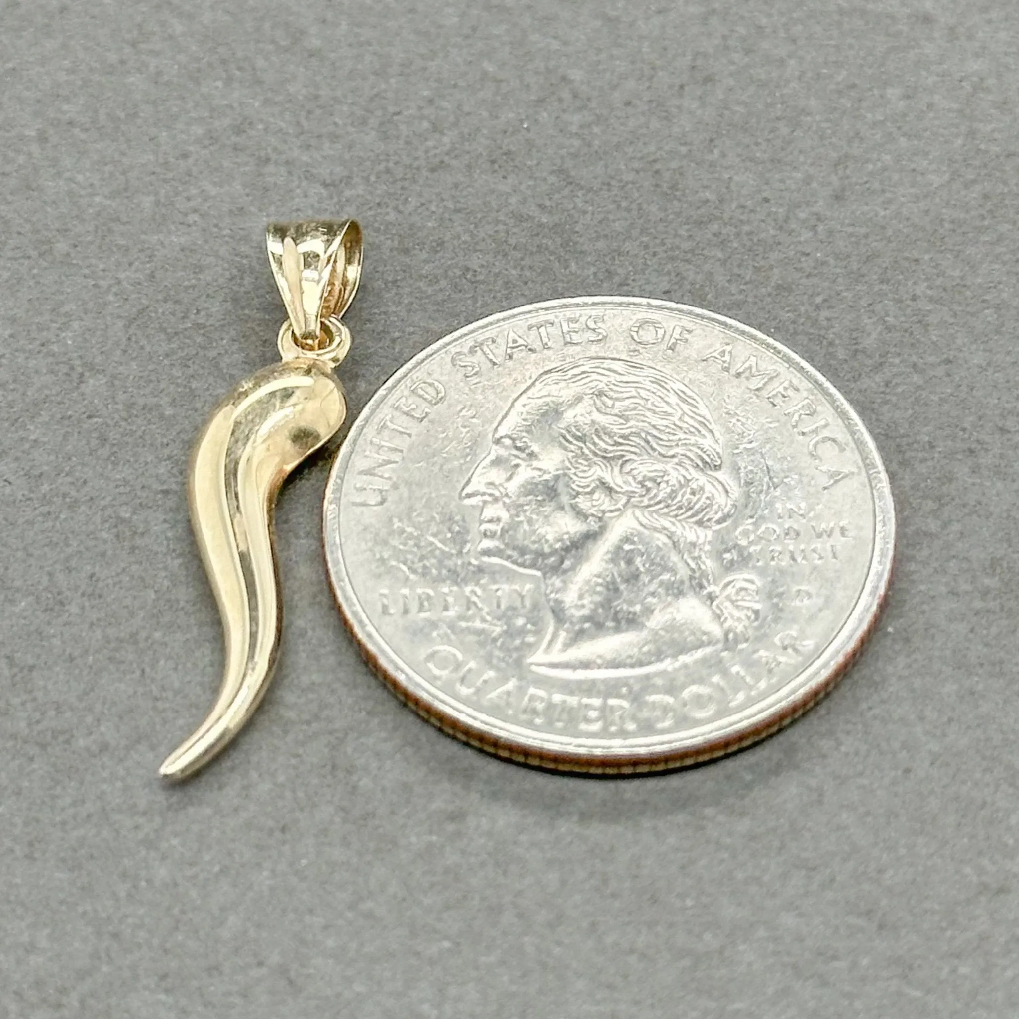 Estate 14K Y Gold 27.94mm Cornicello Pendant