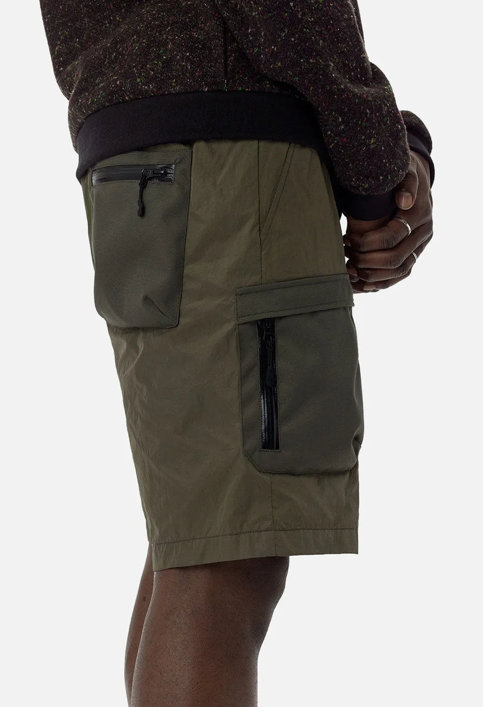 High Shrunk Nylon Cargo Shorts / Olive