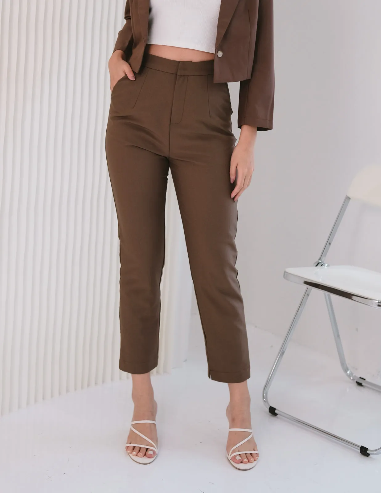 Kaci Pants in Brown