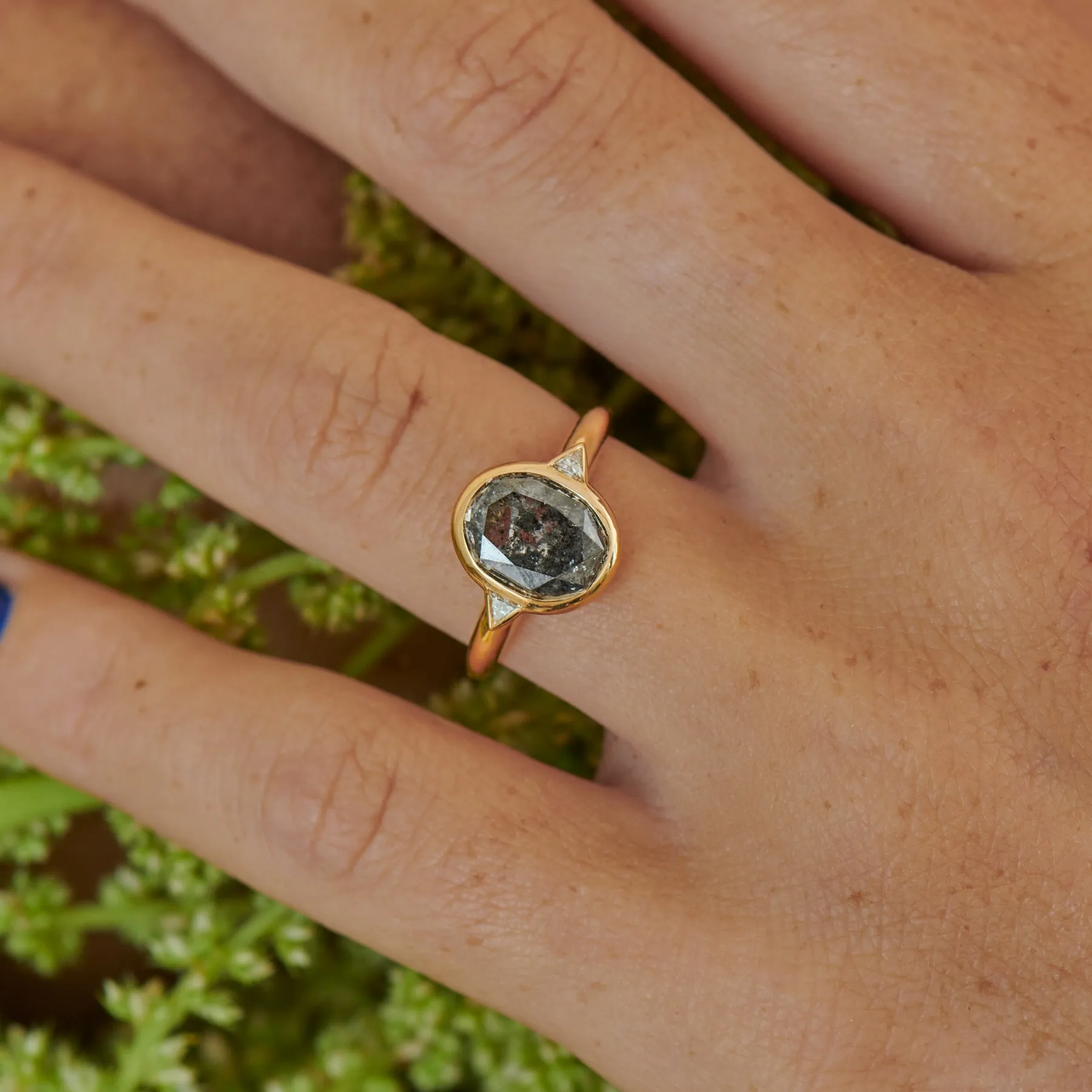 Minimalistic Oval Cut Salt and Pepper Engagement Ring