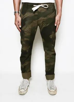 Rogue Territory - Boarder Pants in Olive Palm Camo