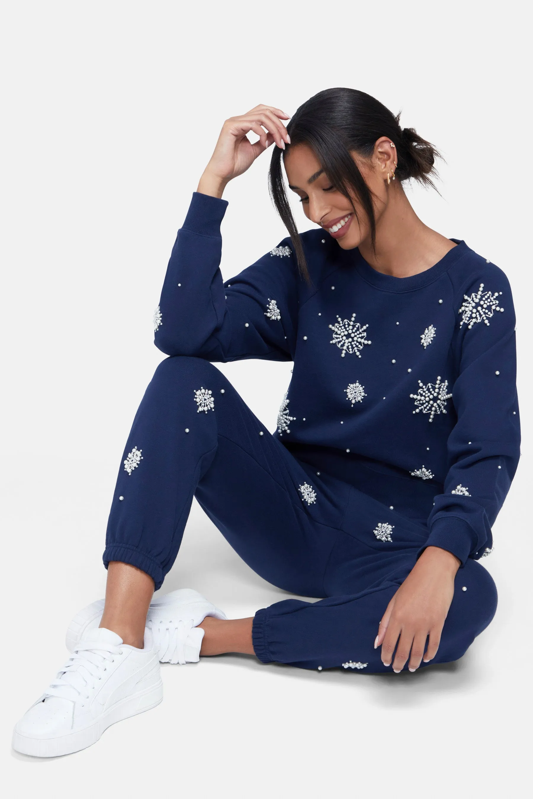 Snowflake Emmy Sweatpants | Black Iris