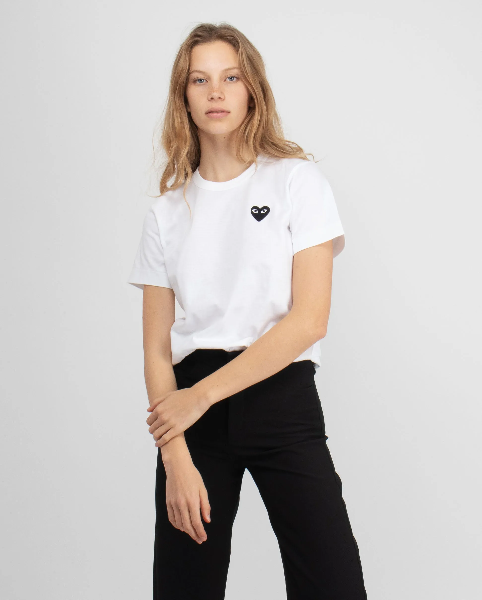 T063 BLACK HEART T-SHIRT / WHITE