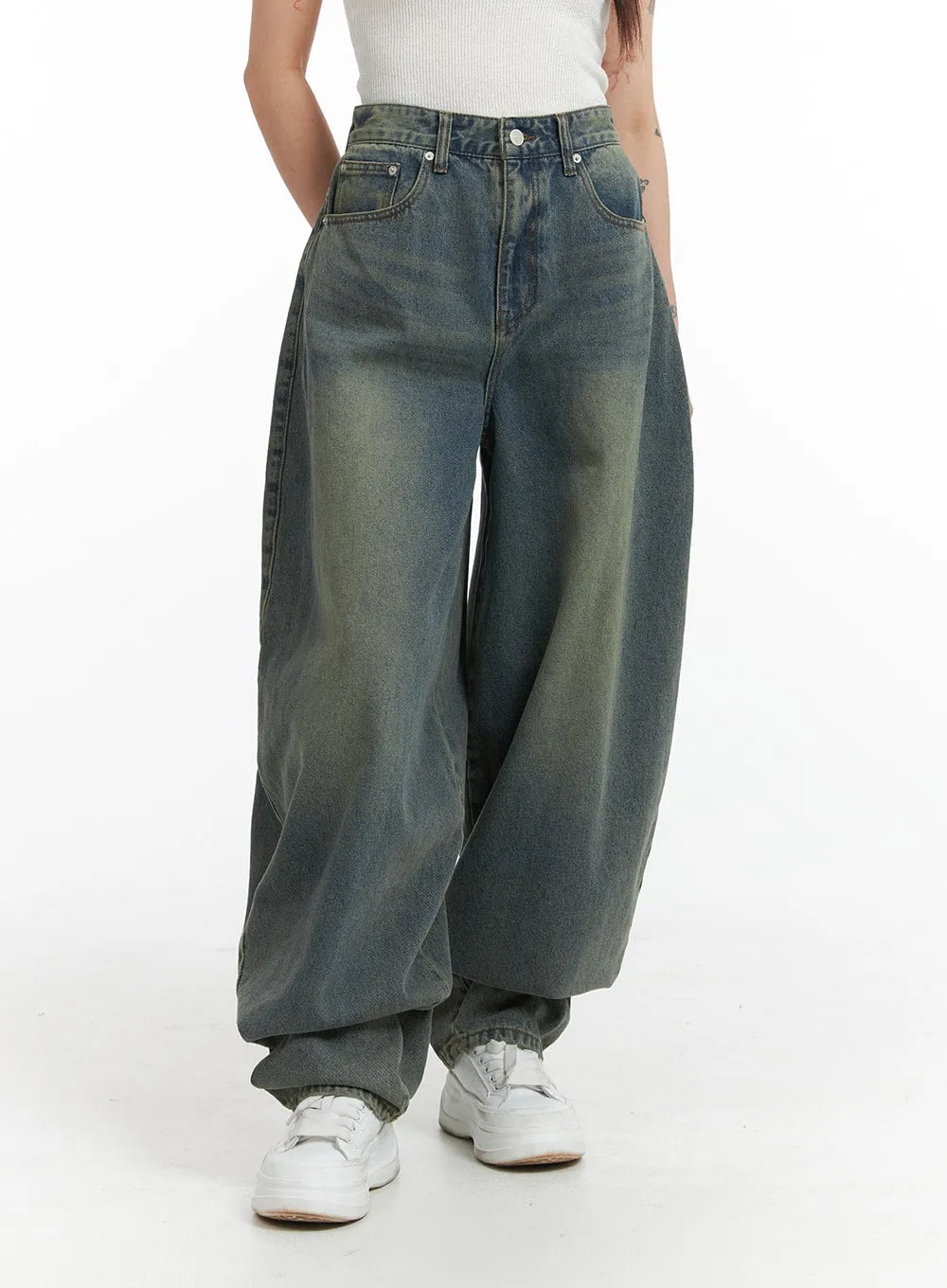 Washed Parachute Jeans IJ410